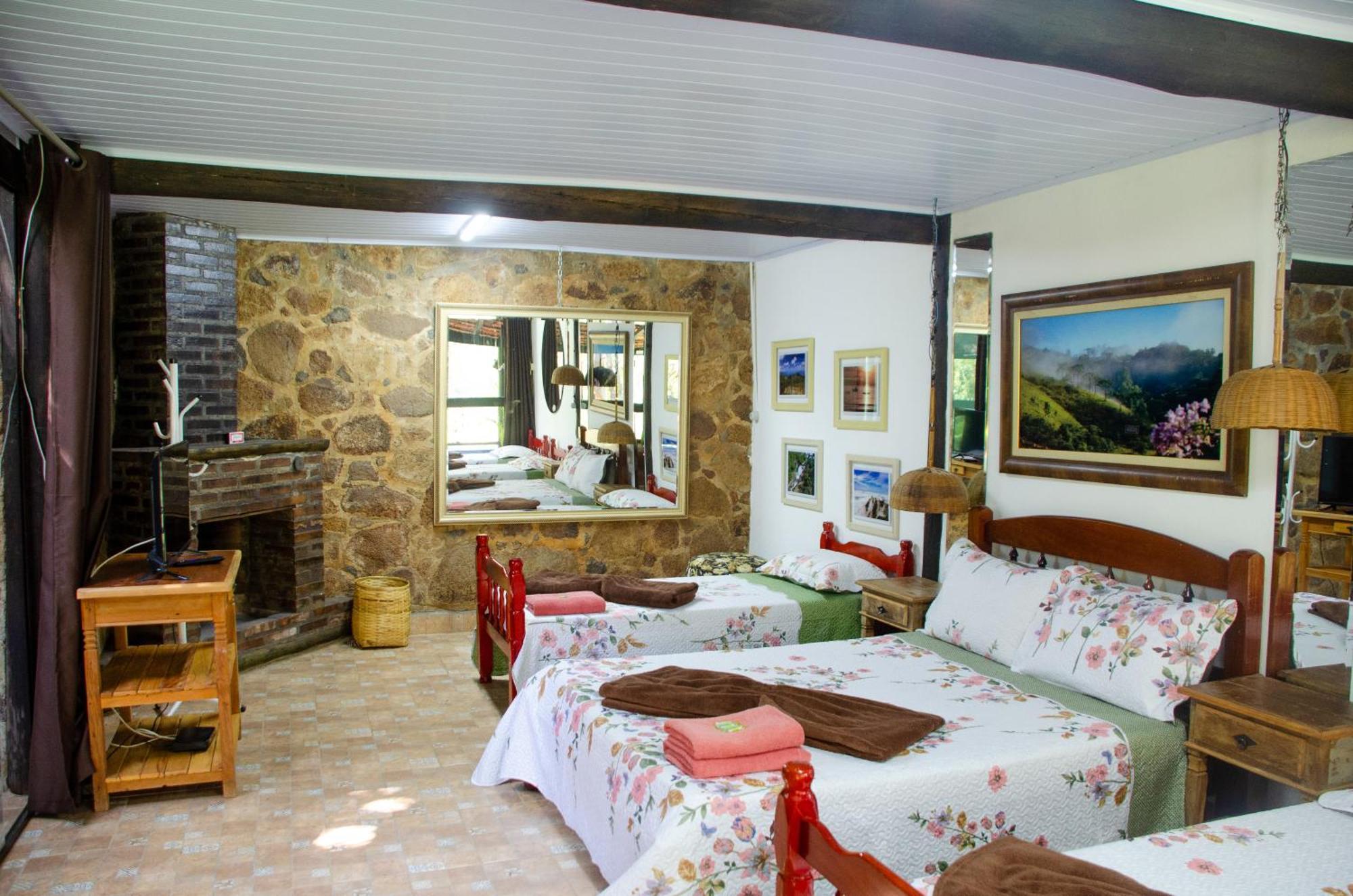 Pousada Estancia Vip Cunha Ngoại thất bức ảnh