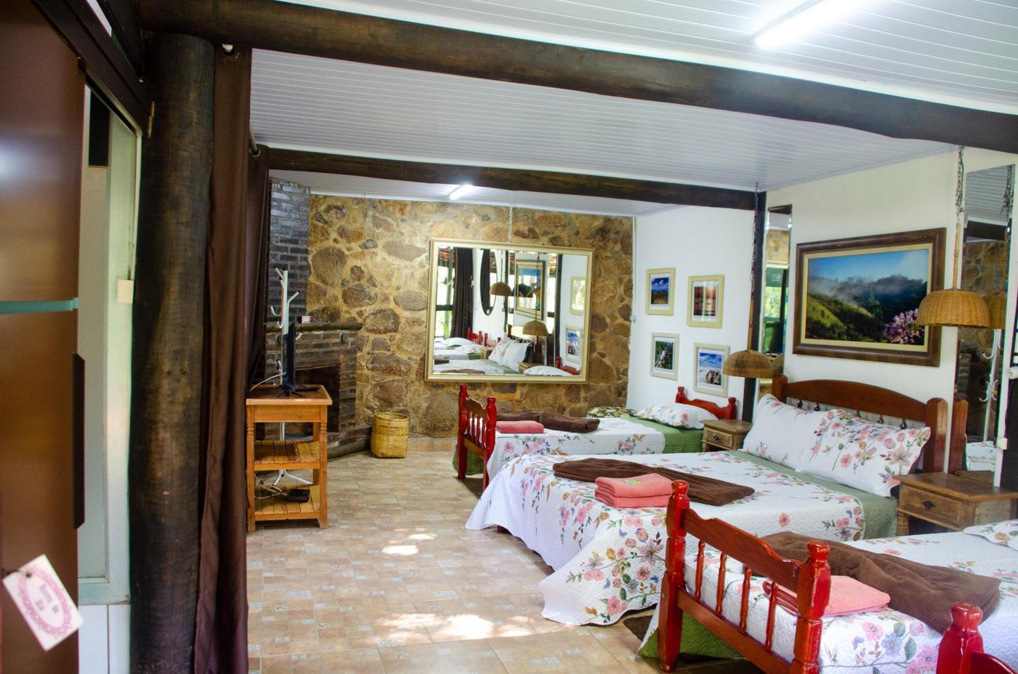 Pousada Estancia Vip Cunha Ngoại thất bức ảnh
